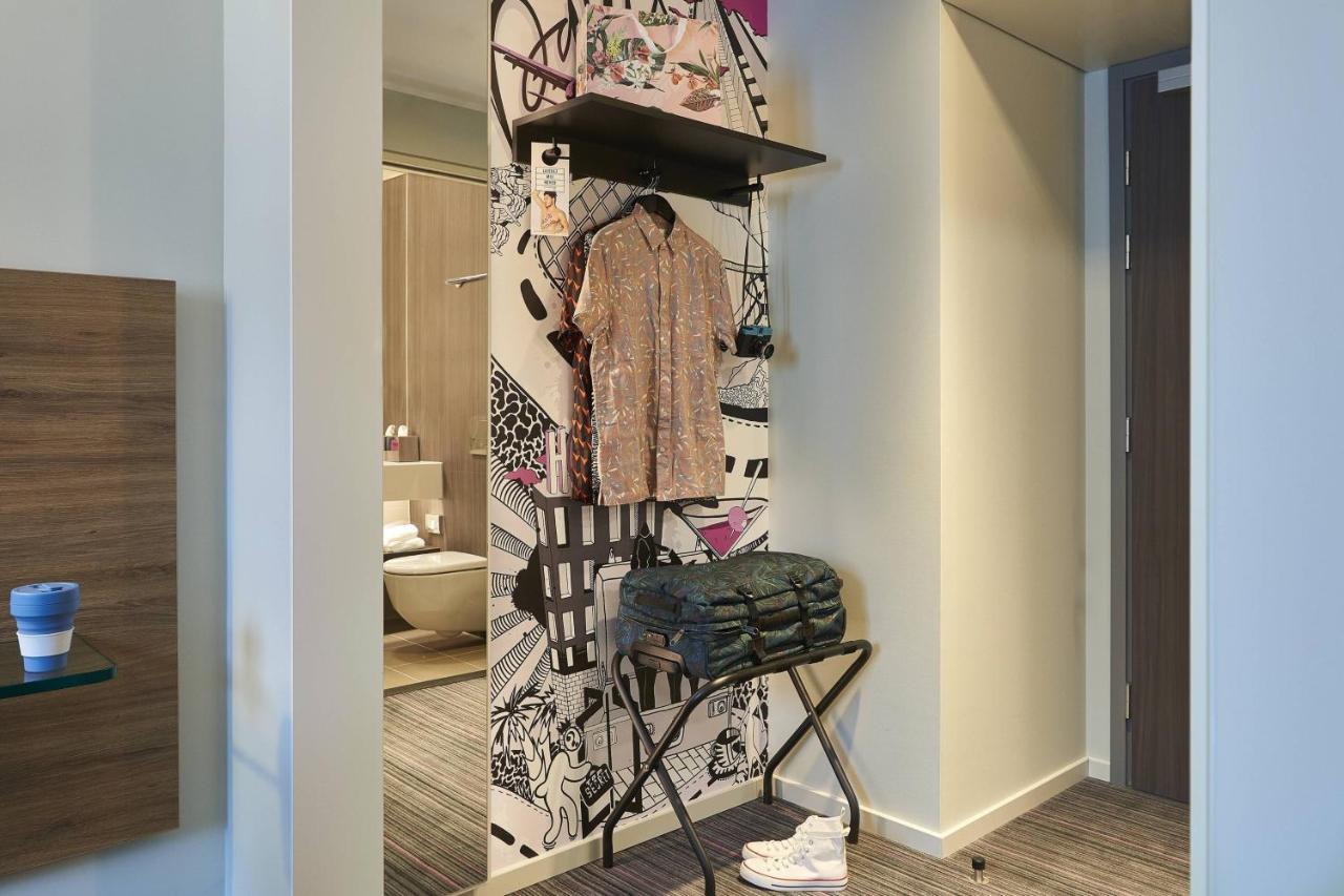 Hotel Moxy Paris Charles De Gaulle Airport